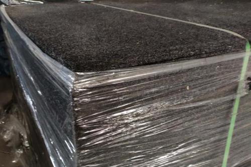 瀝青木板與清水木板的區別有哪些